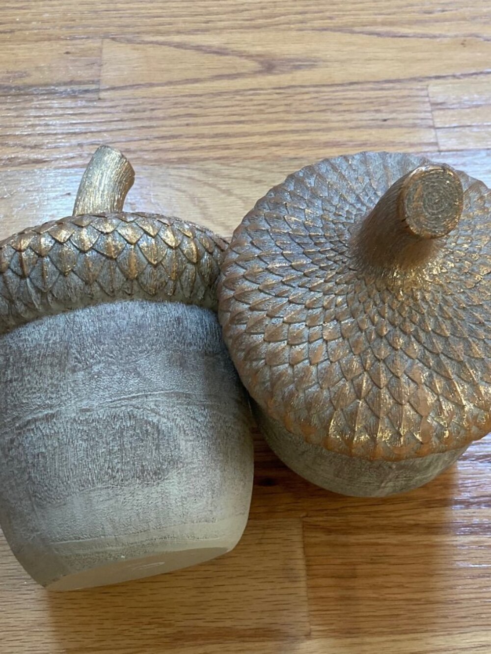 Decorative Acorns (Set of 2)